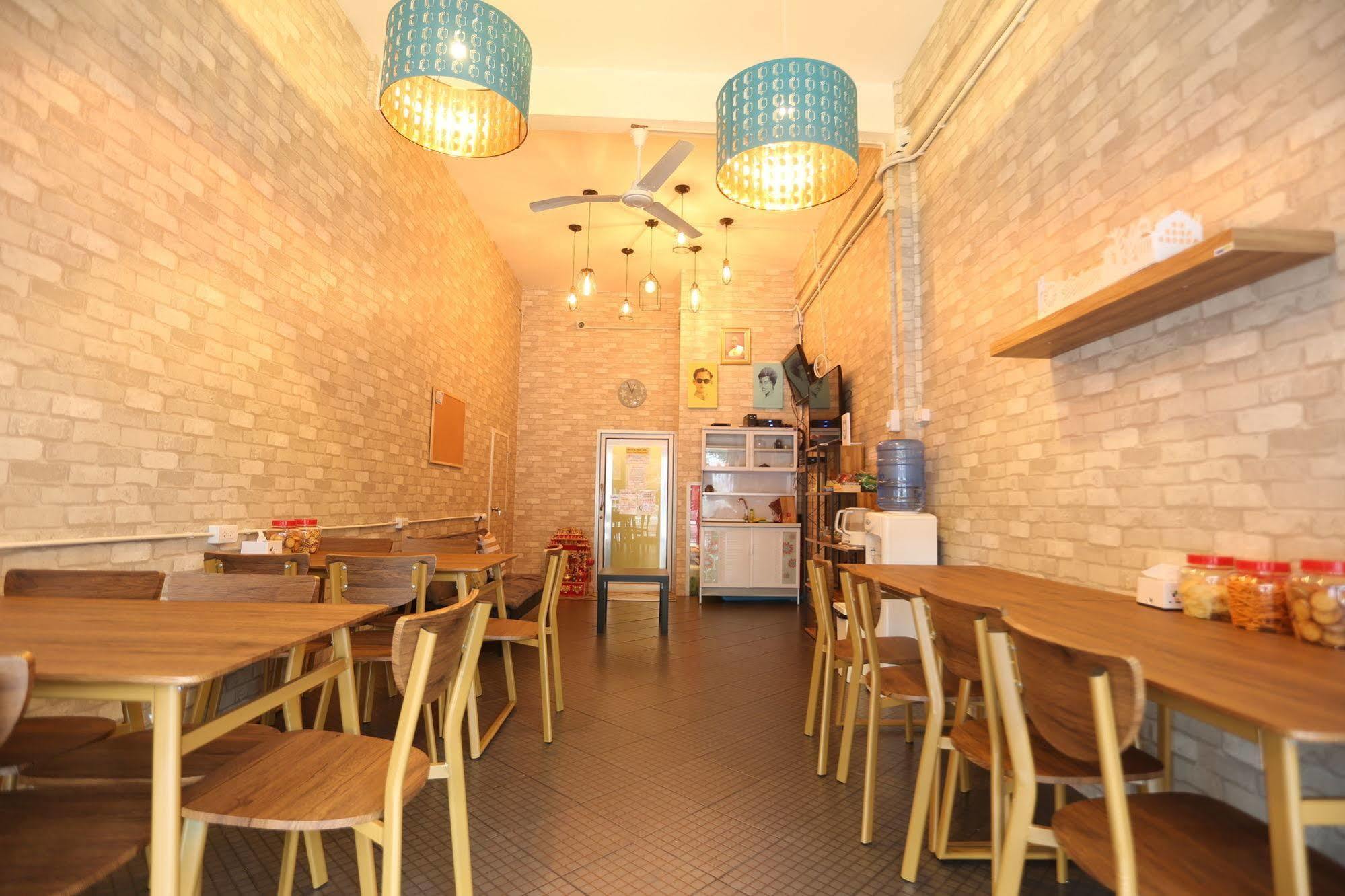 Blue Jasmine Hostel 방콕 외부 사진